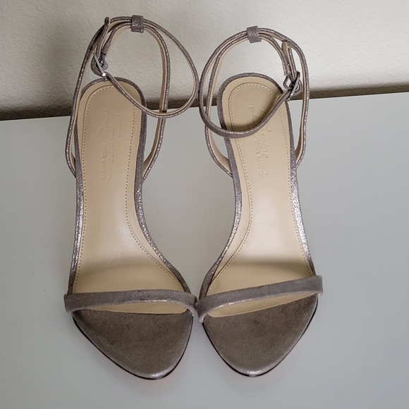 Imagine Vince Camuto Reyna Strap Heel in Pewter Size 5M - Picture 2 of 6